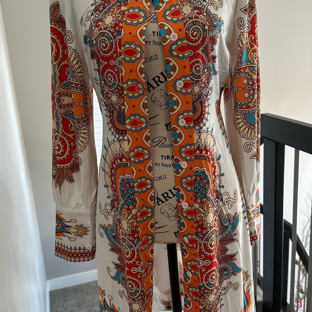 Bohemian Print NWOT Long Sleeve Dress Small - Picture 3 of 4